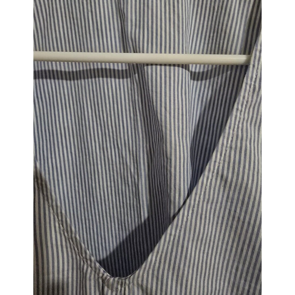 Women's SMALL Flare Sleeve V-Neck Blouse Top Shirt Blue & White Pin Stripes EUC - Picture 9 of 16